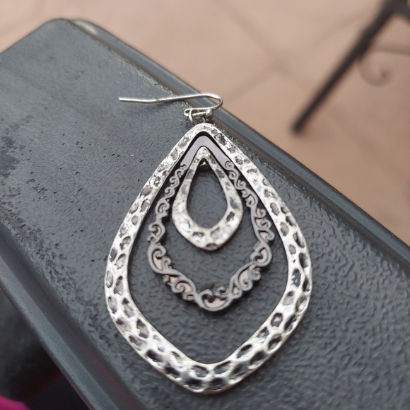 Earrings - Picture 2 of 2